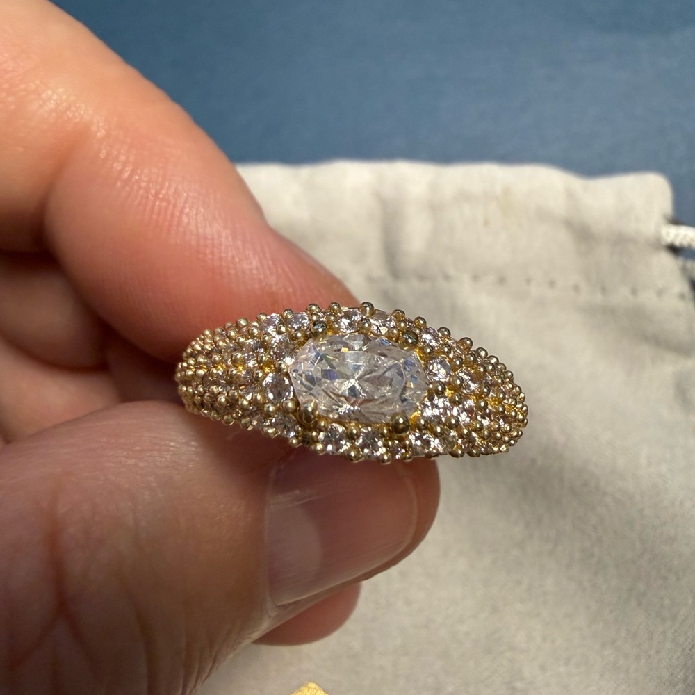 BNWT Authentic Kendra Scott Bella Gold Band Ring with White CZ Stones - Size 9